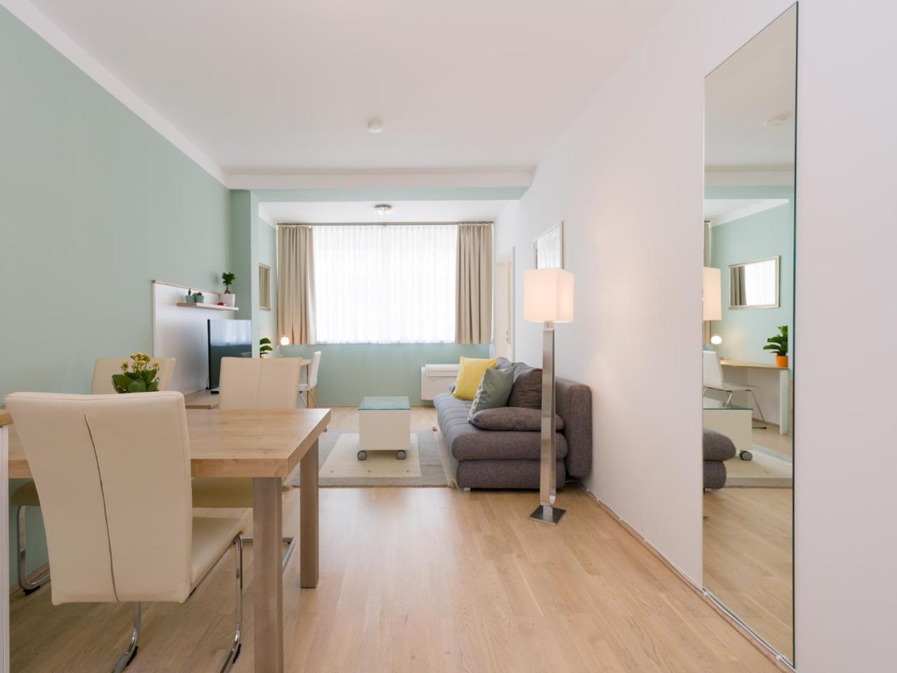Christian Apartments Oper - Contactless Check In Вена Экстерьер фото